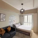 Minimalist Studio Inside It Park